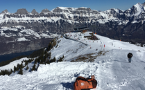 Winterpanorama mit Ausblick auf den Walensee und die Churfirsten | © Bergbahnen Flumserberg AG